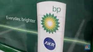 Direktur AKR Corporindo Kurangi Kepemilikan Saham AKRA