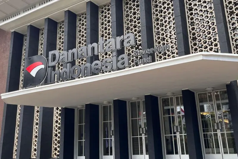 Bos Danantara Ungkap Minat Konglomerat Rusia untuk Investasi Pulp dan Kertas RI