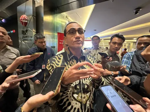 OJK Ungkap 32 Kasus Dugaan Manipulasi Saham Diproses